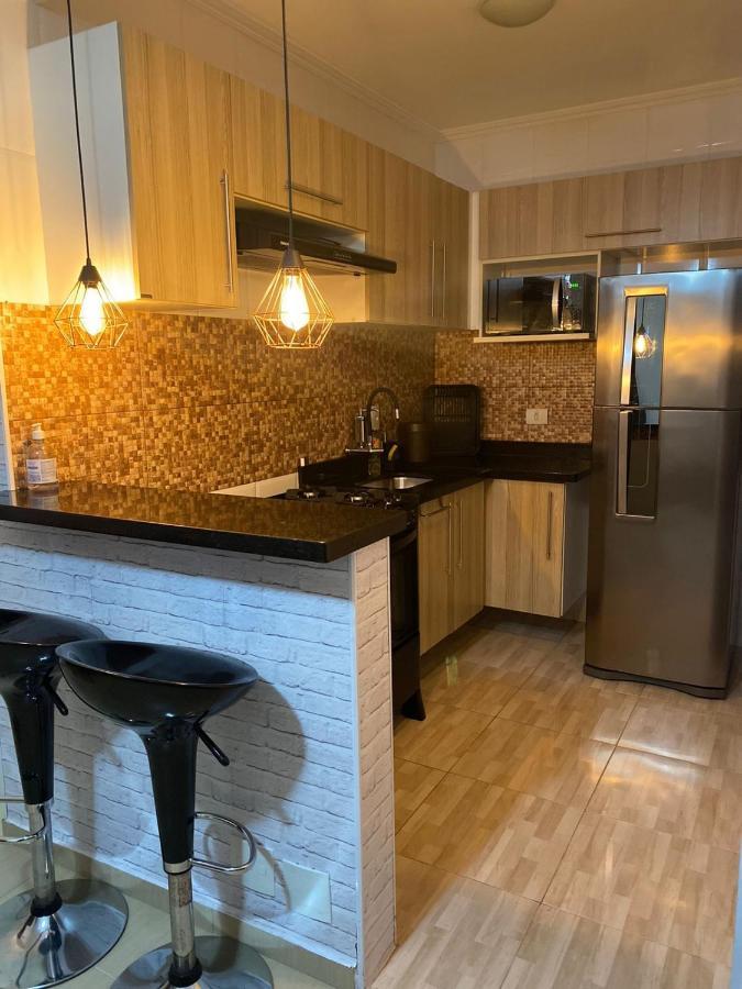 Apartamento Proximo A Praia Da Enseada Guarujá Esterno foto